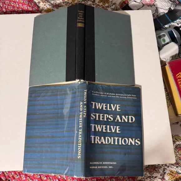 Twelve Steps Twelve Traditions Book Alcoholics Anonymous AA Eleventh Print 1972 - Picture 6 of 16